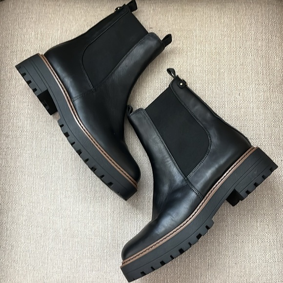 Sam Edelman Laguna Chelsea Boot - Black Lug Sole Size 8.5 - Picture 4 of 10